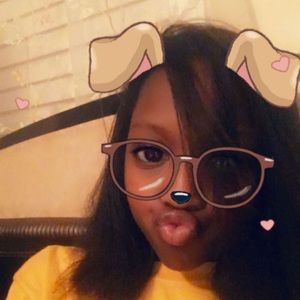 Meet your Posher, Alissa